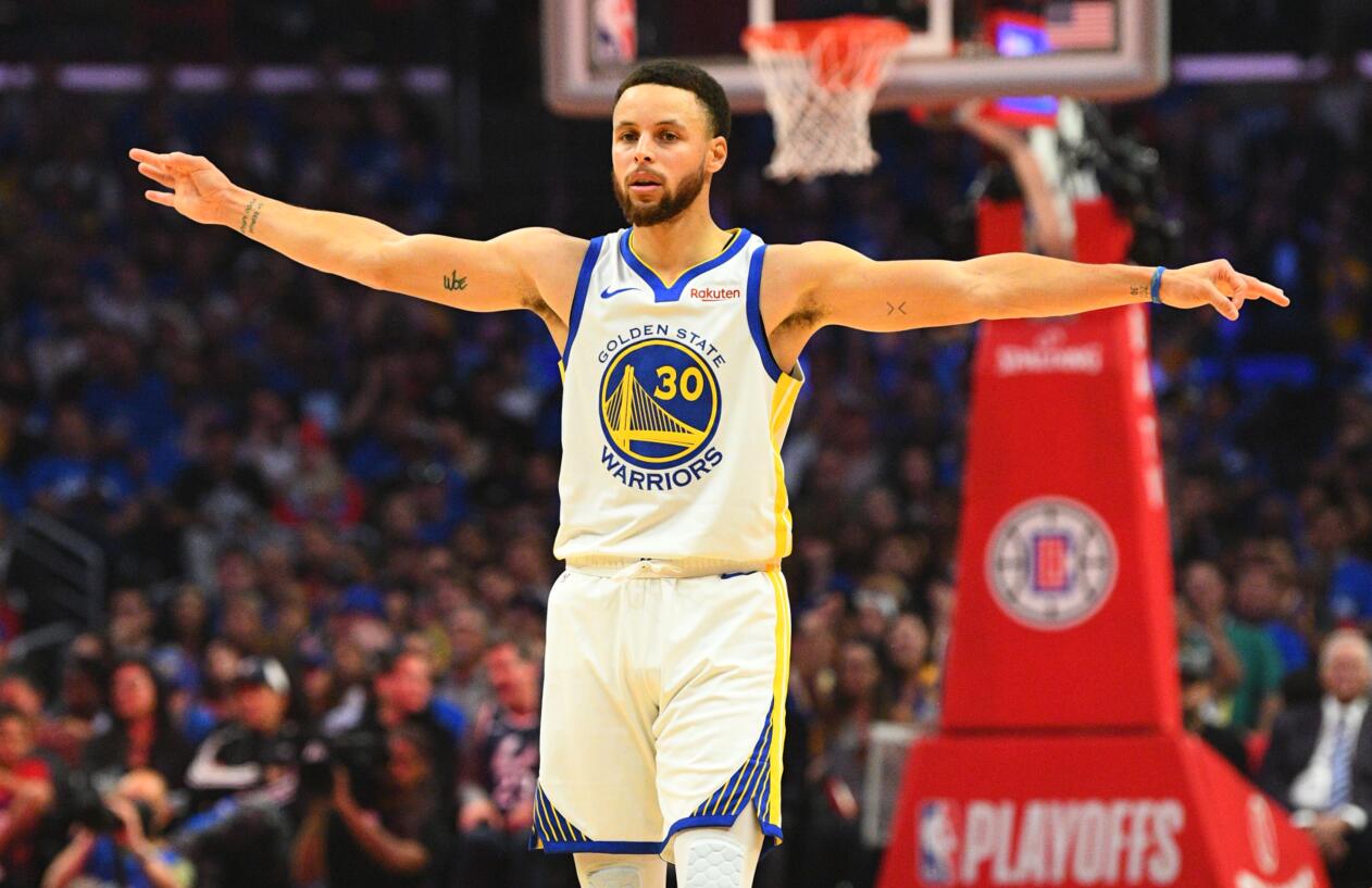 西媒：皇马将就内格雷拉案向FIFA投诉，称长期遭不公对待（西媒称皇马将因内格雷拉案向FIFA申诉，指控长期遭遇不公）