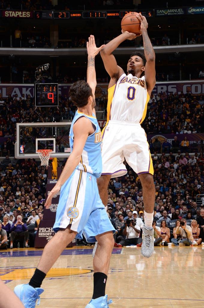 这扣篮我能看100遍（这个扣篮，百看不厌）