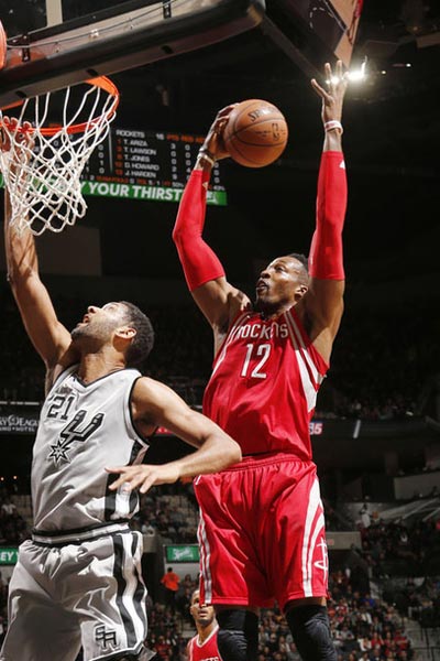 意媒：那不勒斯希望1月从曼联租借梅努，罗马加入竞争（意媒：那不勒斯拟一月向曼联租借梅努，罗马亦加入争夺）