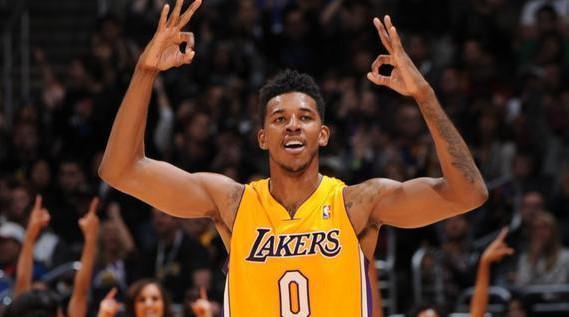 球队在客场打出了主场气势（球队客场打出主场级气势）