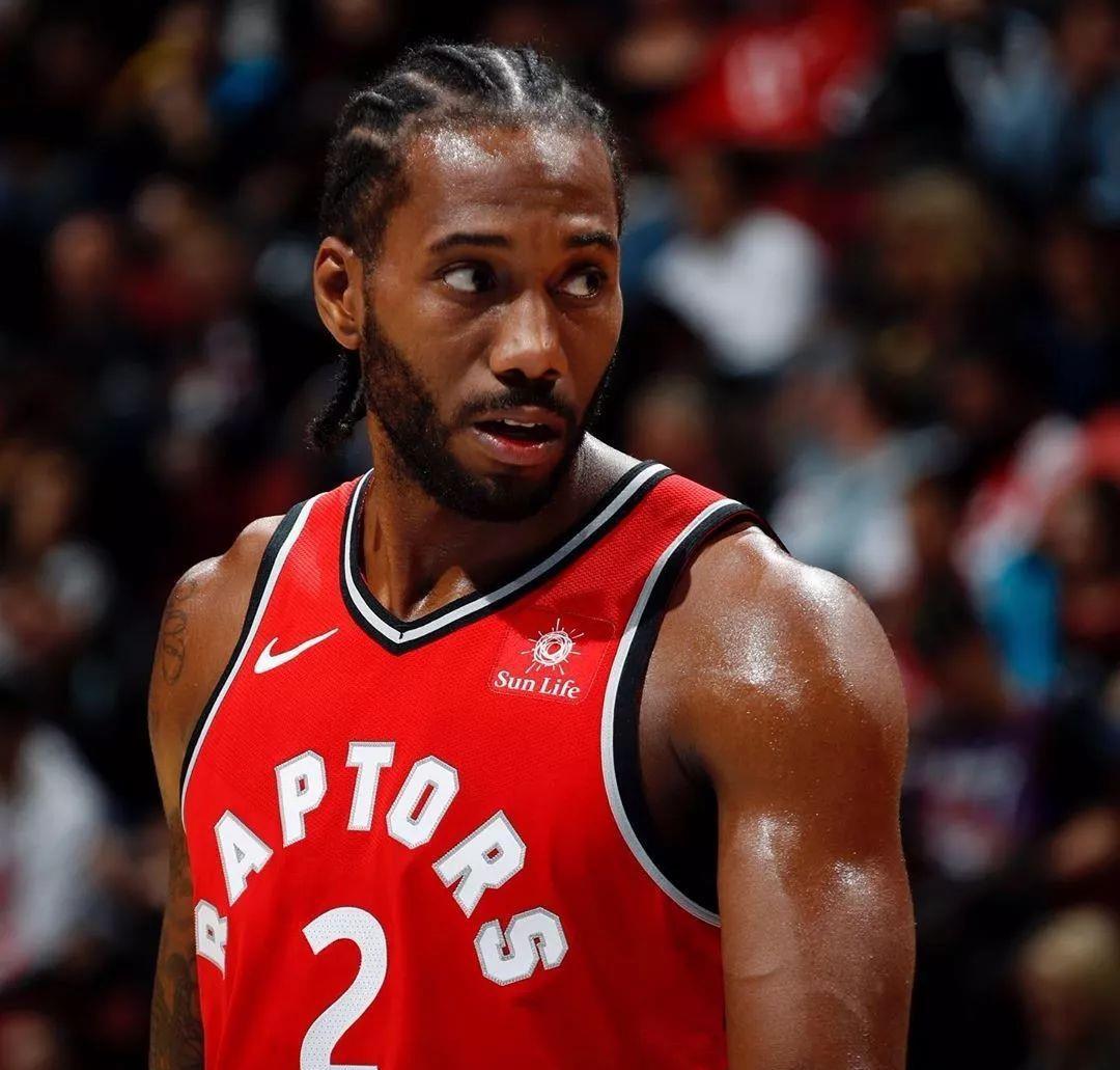 苏超终局之战即将打响，南通队vs泰州队谁能问鼎冠军？苏...（苏超决战在即：南通对阵泰州，谁将加冕冠军？）